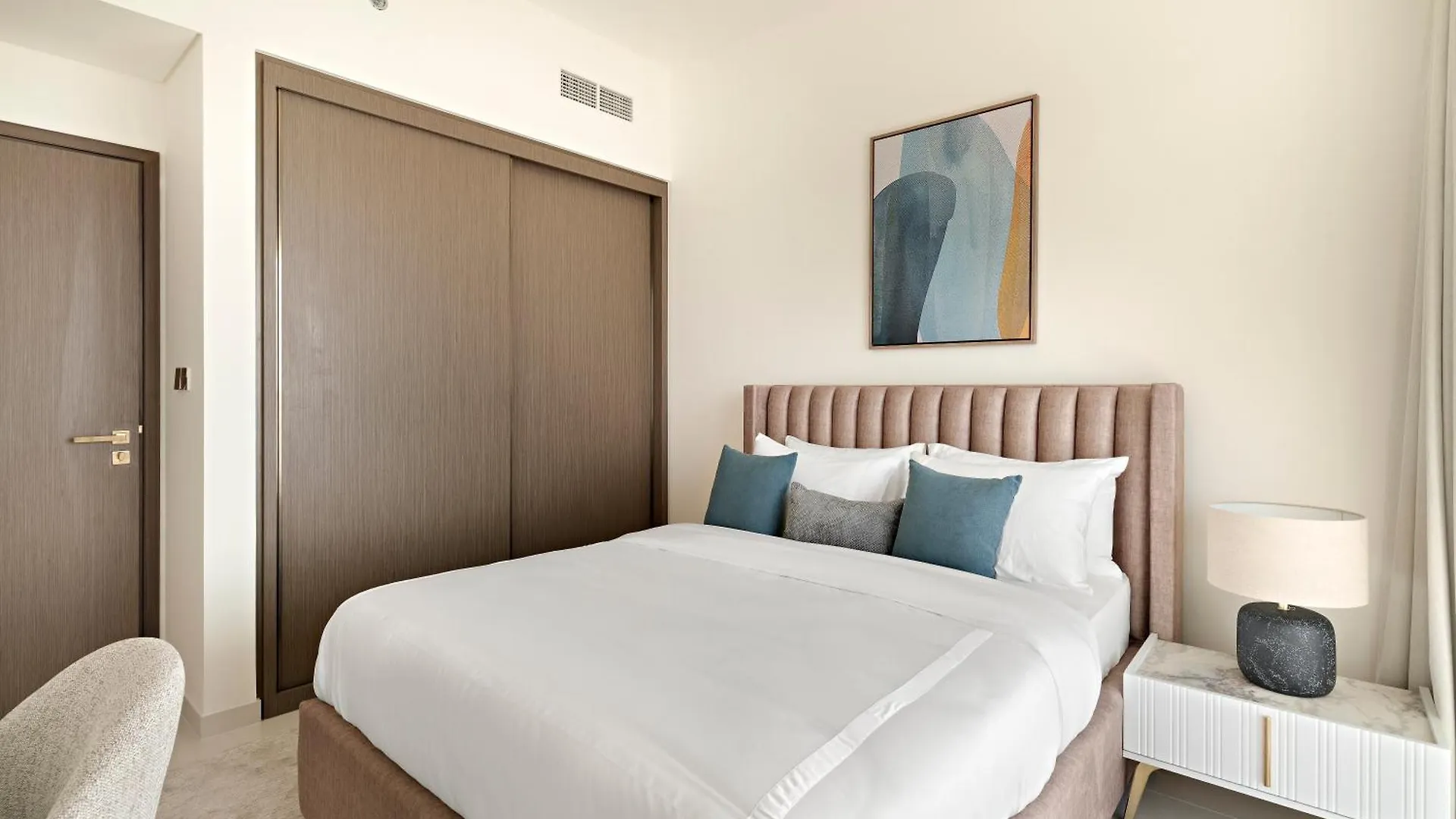 2Br Grand Bleu Tower 2, Direct Beach Access Dubai 0*,